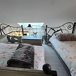 莱斯德拉佛支德科林斯旅馆 3*