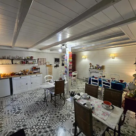 Les De La Forge Des Collines Bed and breakfast Les Herbiers