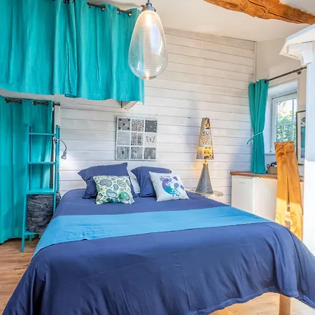 Les De La Forge Des Collines Bed & Breakfast