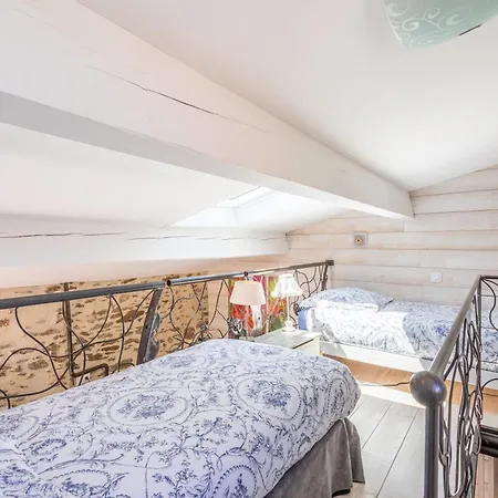 Bed & Breakfast Les De La Forge Des Collines 3*