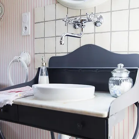 Les De La Forge Des Collines Bed & Breakfast