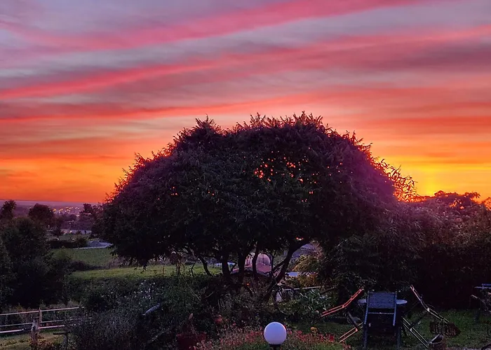 莱斯德拉佛支德科林斯旅馆 住宿加早餐酒店 3*