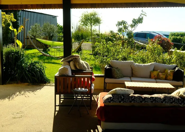 莱斯德拉佛支德科林斯旅馆