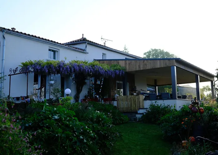 莱斯德拉佛支德科林斯旅馆 住宿加早餐酒店