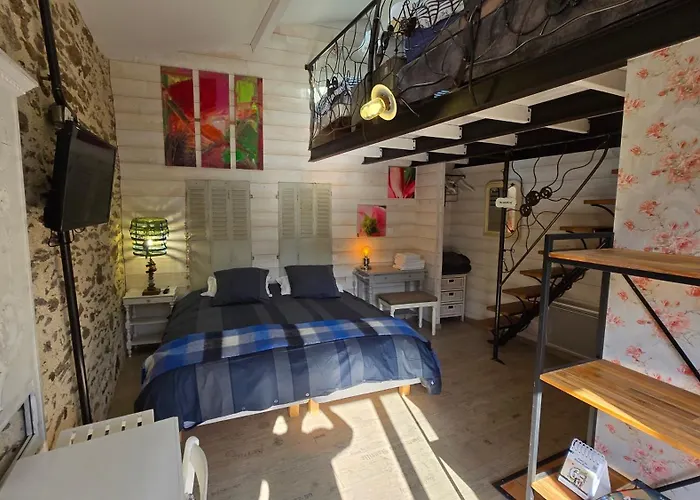 莱斯德拉佛支德科林斯旅馆