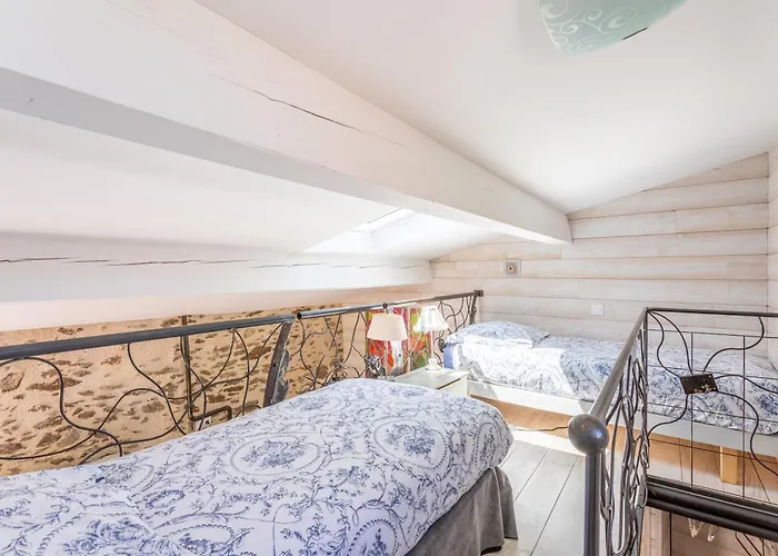 住宿加早餐酒店 莱斯德拉佛支德科林斯旅馆 3*