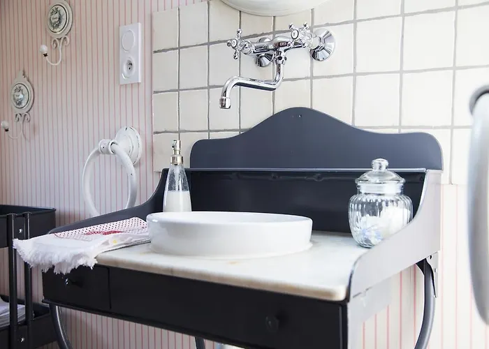 莱斯德拉佛支德科林斯旅馆 住宿加早餐酒店